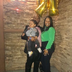 Meet your Posher, April